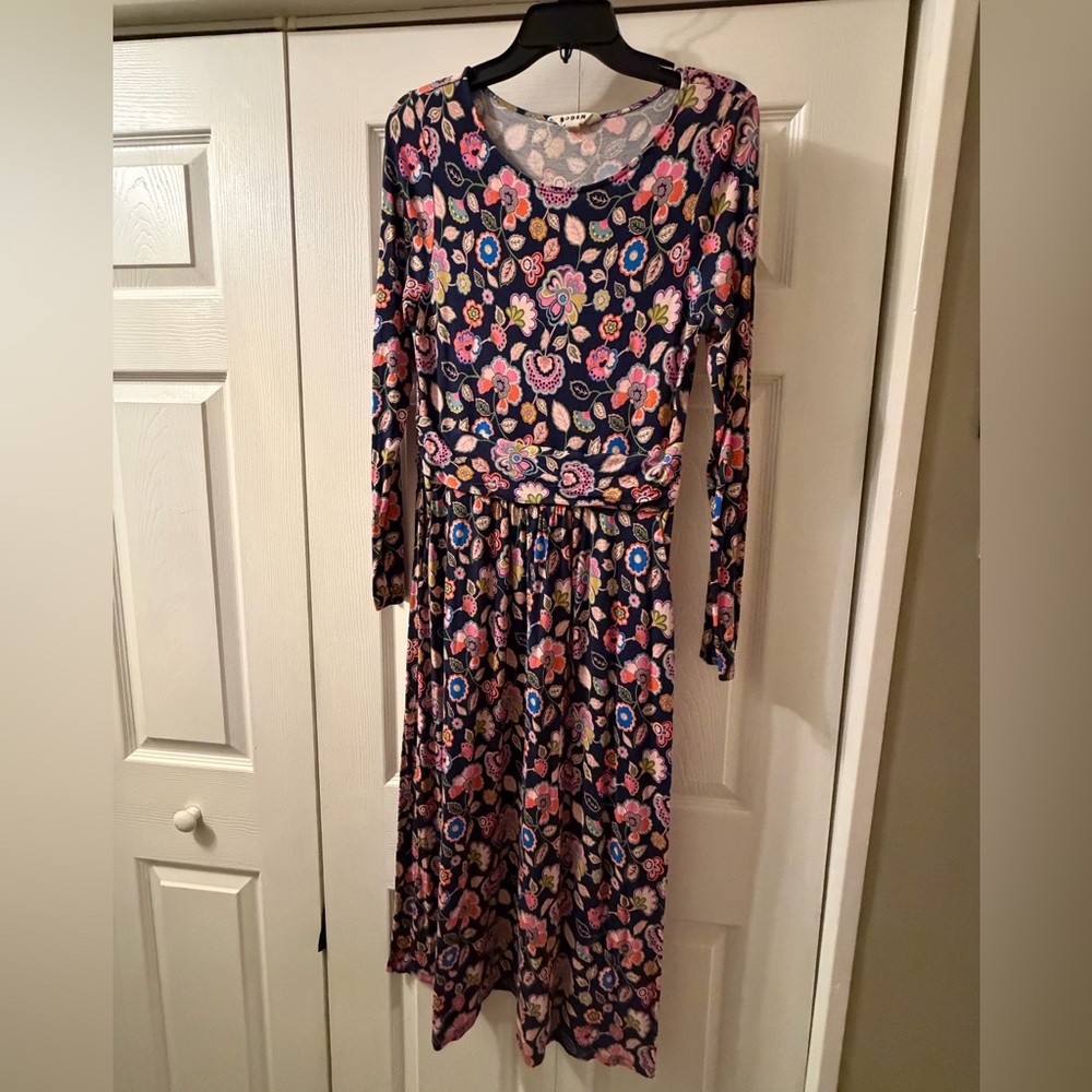 EUC Boden Size 8R Floral Long Sleeve Dress